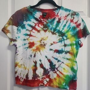 Wild Fable Spiral Tie dye Cropped Tee Rainbow S (Sku A10)